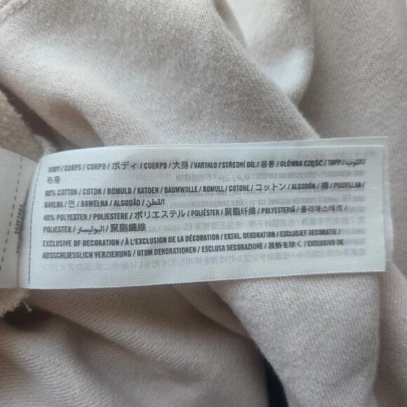 Hollister Co. Women's Cream and Tan Sweatshirt - Picture 2 of 4